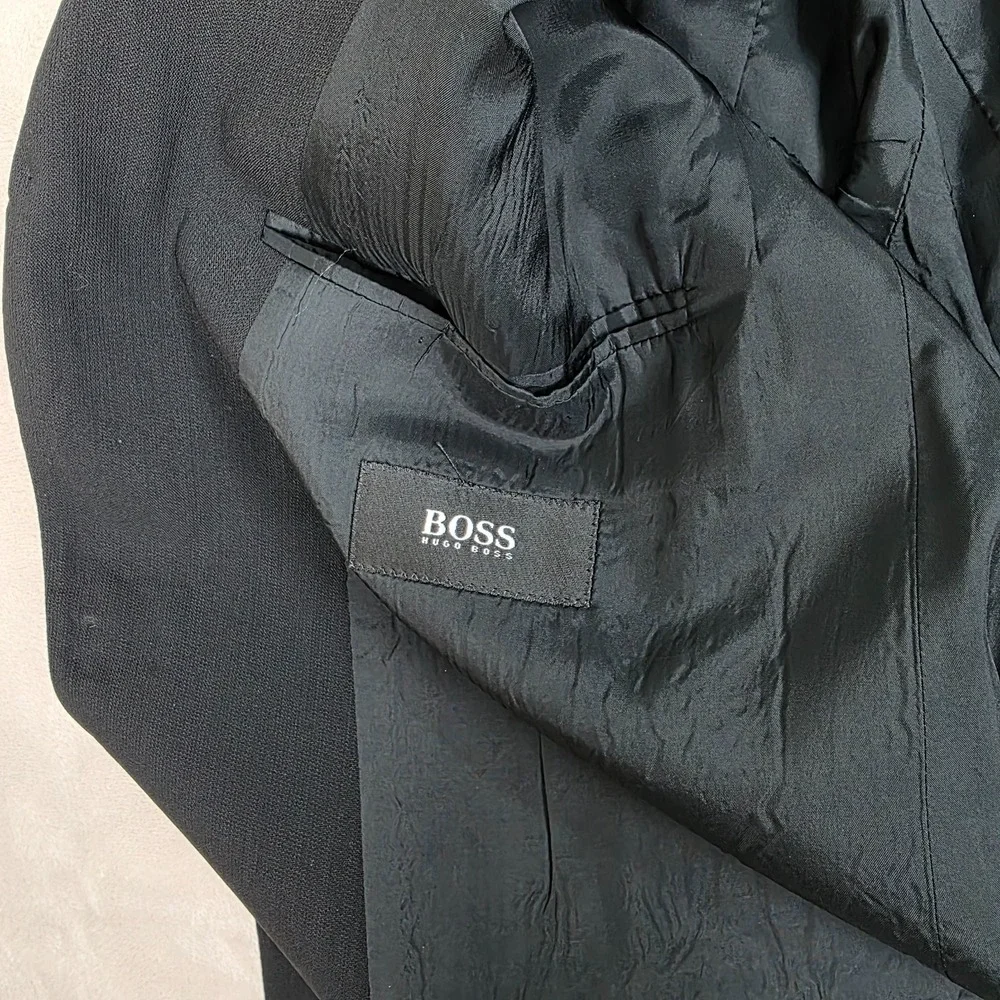 VINTAGE Hugo Boss Blazer Mens 44R Black Wool‎ Sport Coat Jacket Made In USA